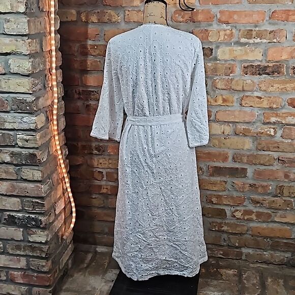 Zara Oversized White Eyelet Women's Maxi dress size XS - Picture 5 of 12